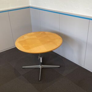 Fritz Hansen / Piet Hein sofabord i valdnød