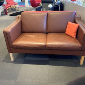 2er sofa i læder