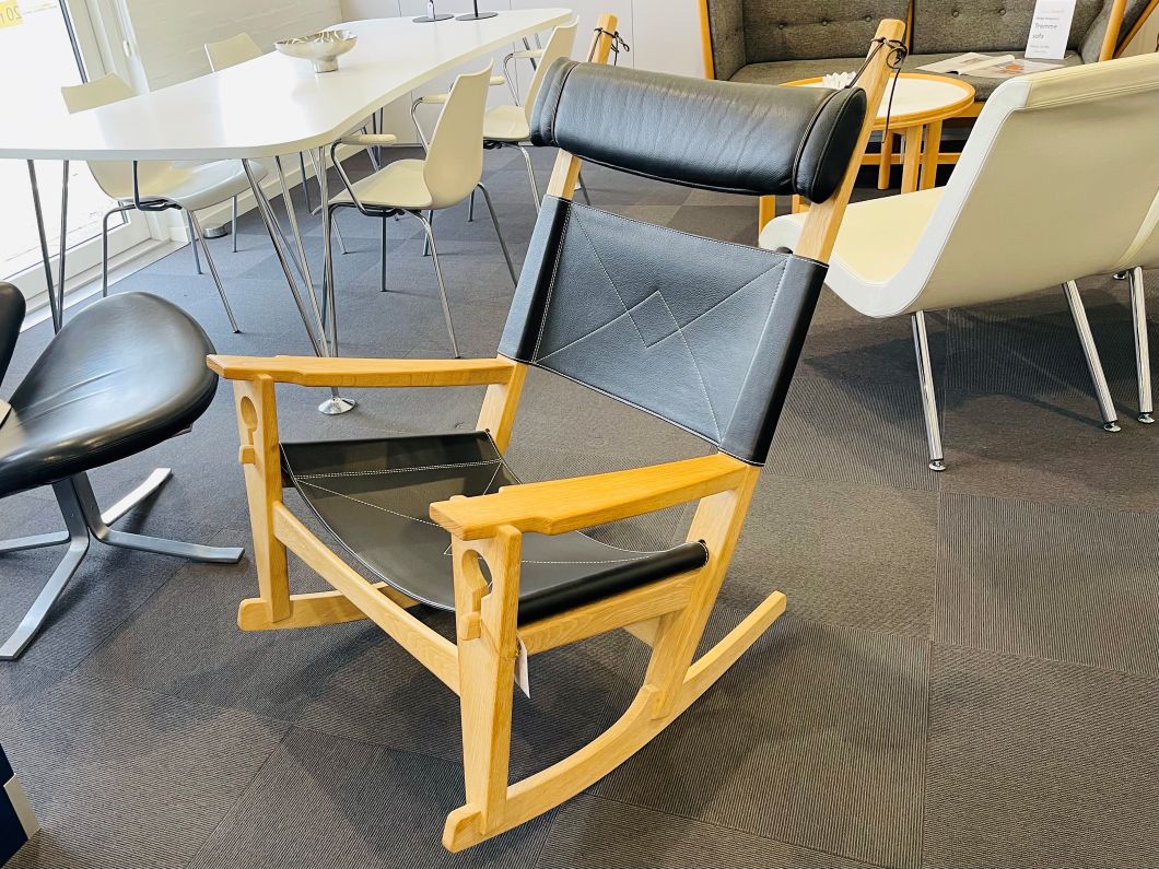 Gyngestol af Hans Jørgen Wegner