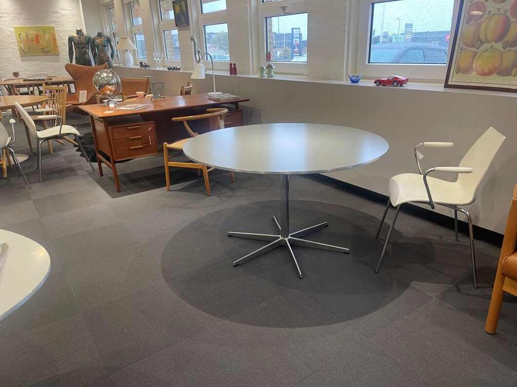 Fritz Hansen rundt spisebord - Billede 5