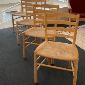 Kaard Klint højryggede stole model 400