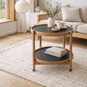 Brdr. Krüger Bølling bakkebord med bakker i sort og rød.