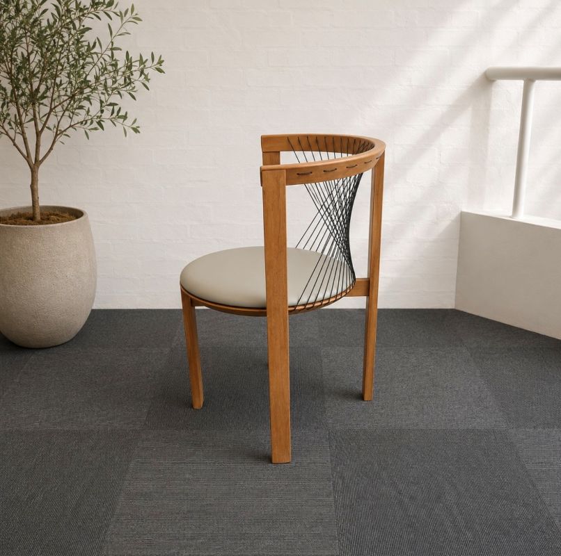 string stol fra tranekær på fyn. dansk design