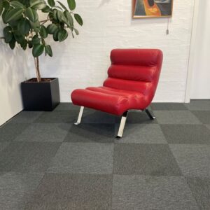 læder lounge stol i rødt læder